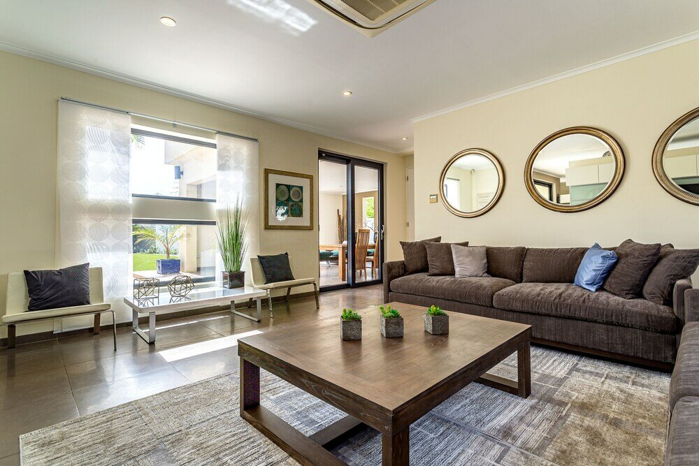 Фото Spectacular Designer Villa 5 Star Luxury 6 Bedroom New!