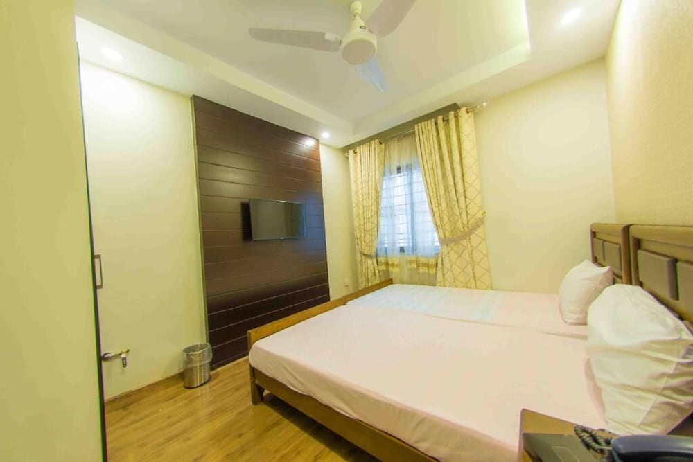 Фото Karakuram Hotel