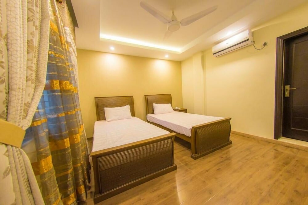 Фото Karakuram Hotel