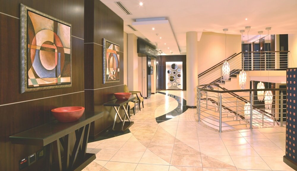 Фото Premier Hotel Or Tambo