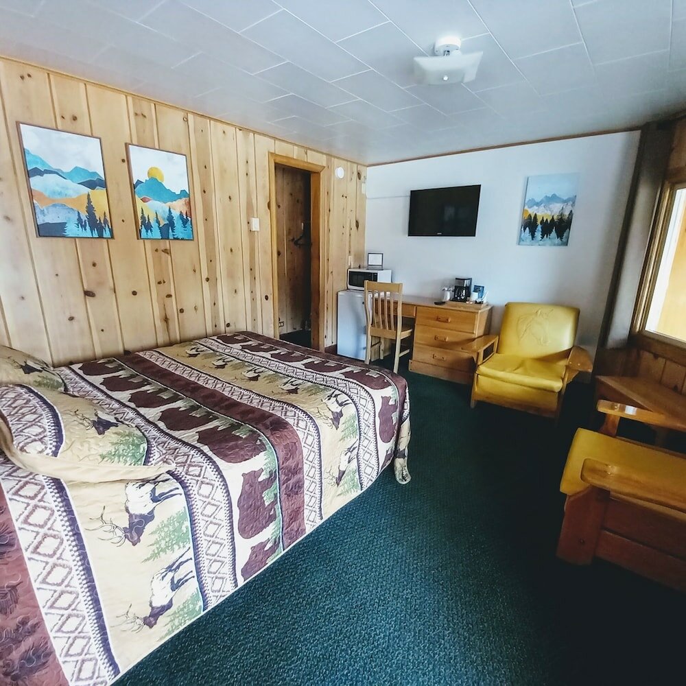 Фото Lone Eagle Lodge