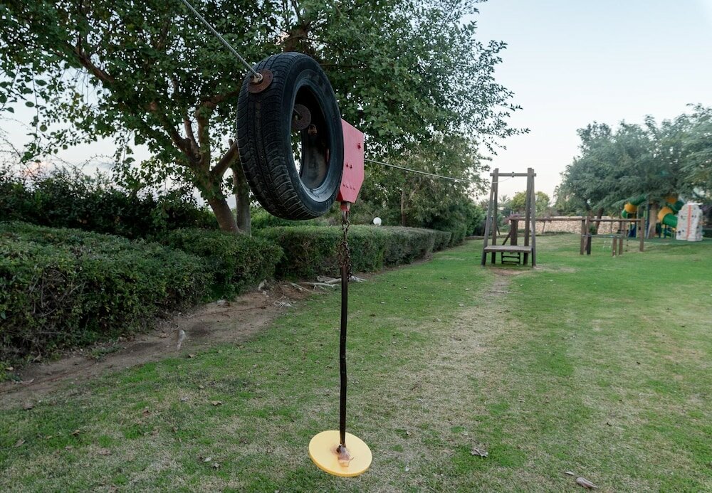 Фото 2Bedroom Apartment in Neot Golf Compound