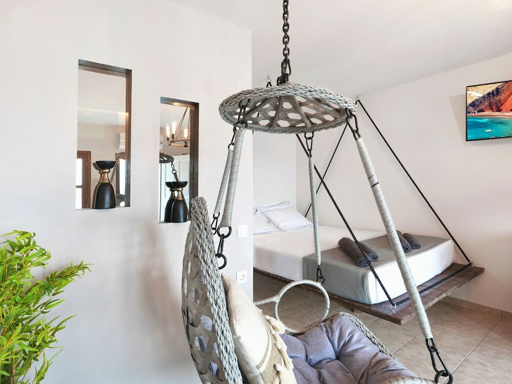 Фото Secret Gem Suites