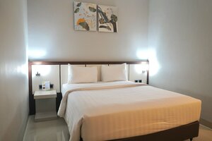 Rylich Panorama Hotel (Provinsi Papua Barat Daya, Kota Sorong City, Kota Sorong), hotel