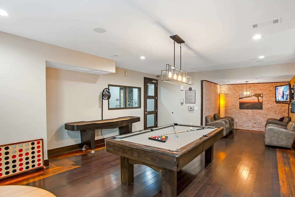 Фото Charming 1bd in Trendy West End Neighborhood