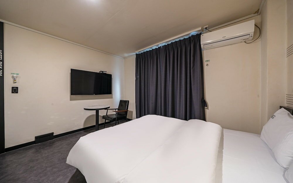 Фото Hotel Box