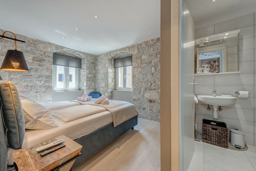 Фото Split Palace Luxury Retreat