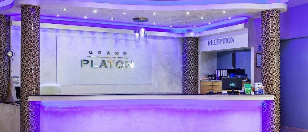 Фото Grand Platon Hotel