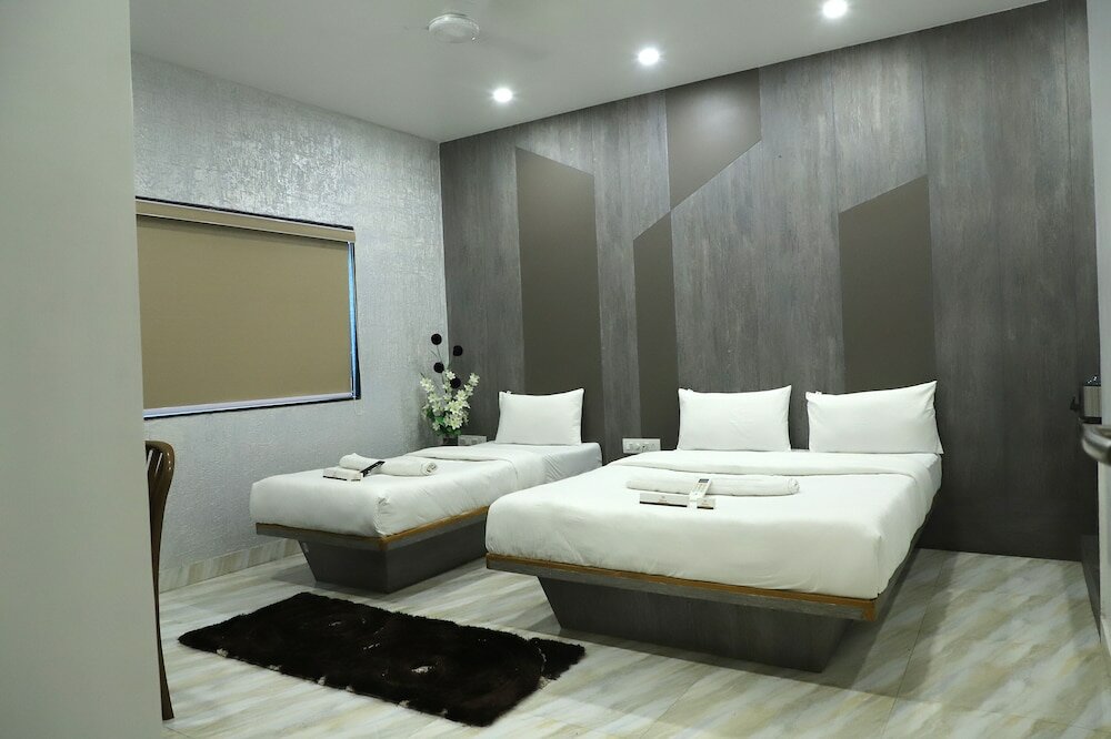 Фото Hotel Urban