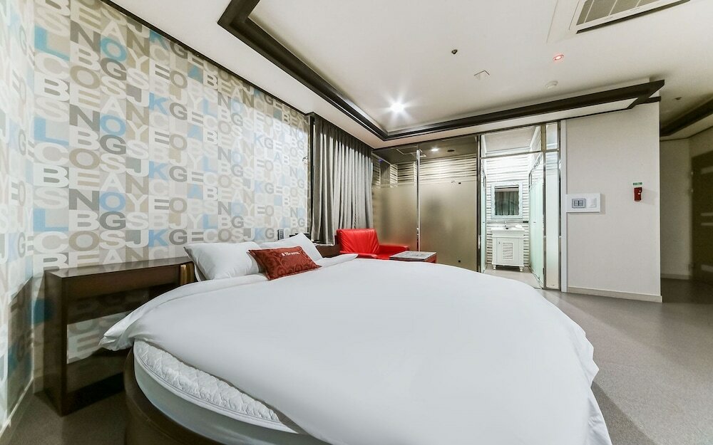 Фото Changwon Jinhae Top