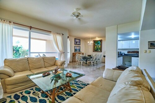 Гостиница Caribbean Chic Apartment Beachfront Complex Marvelous Pool Gardens Private Terrace
