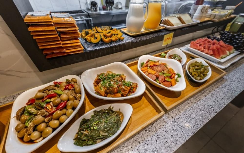 Фото Gwangju Acc Stay Hotel