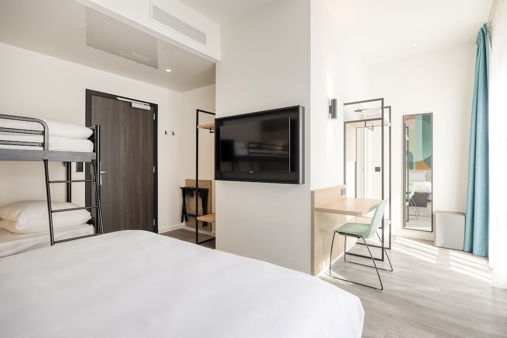 Фото B&b Hotel Hasselt