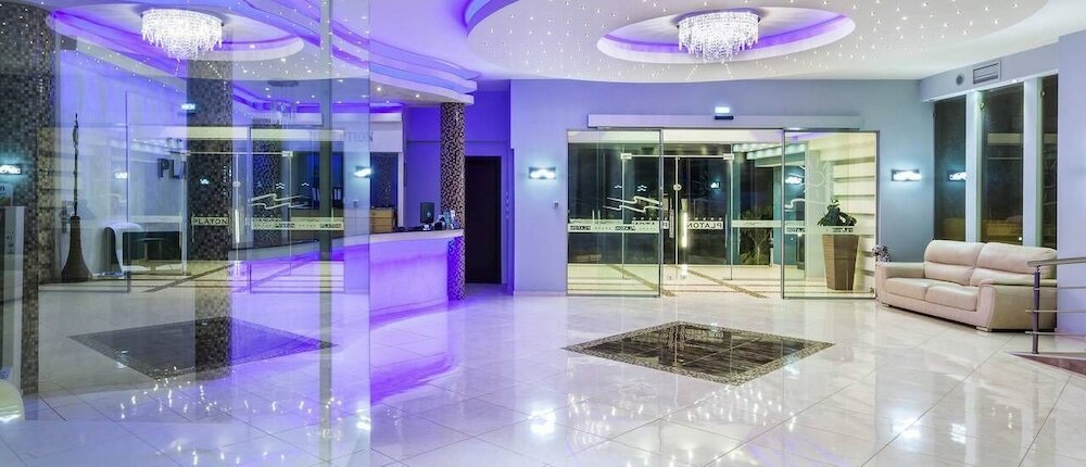 Фото Grand Platon Hotel