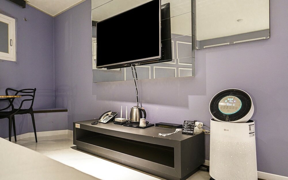 Фото Uiwang Hotel Bobos