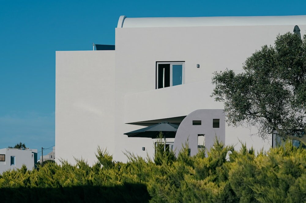 Фото Elements Cozy Suites