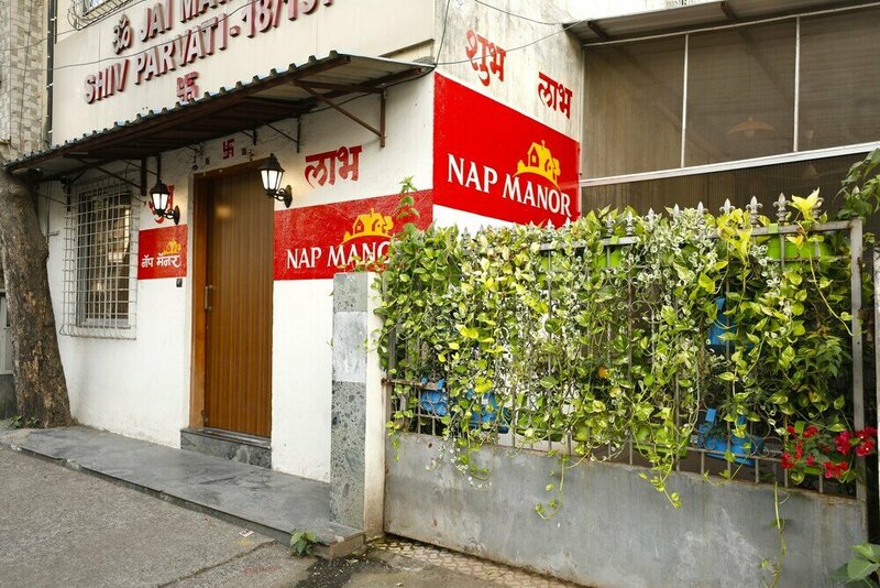 Гостиница Nap Manor Hostels в Мумбаи