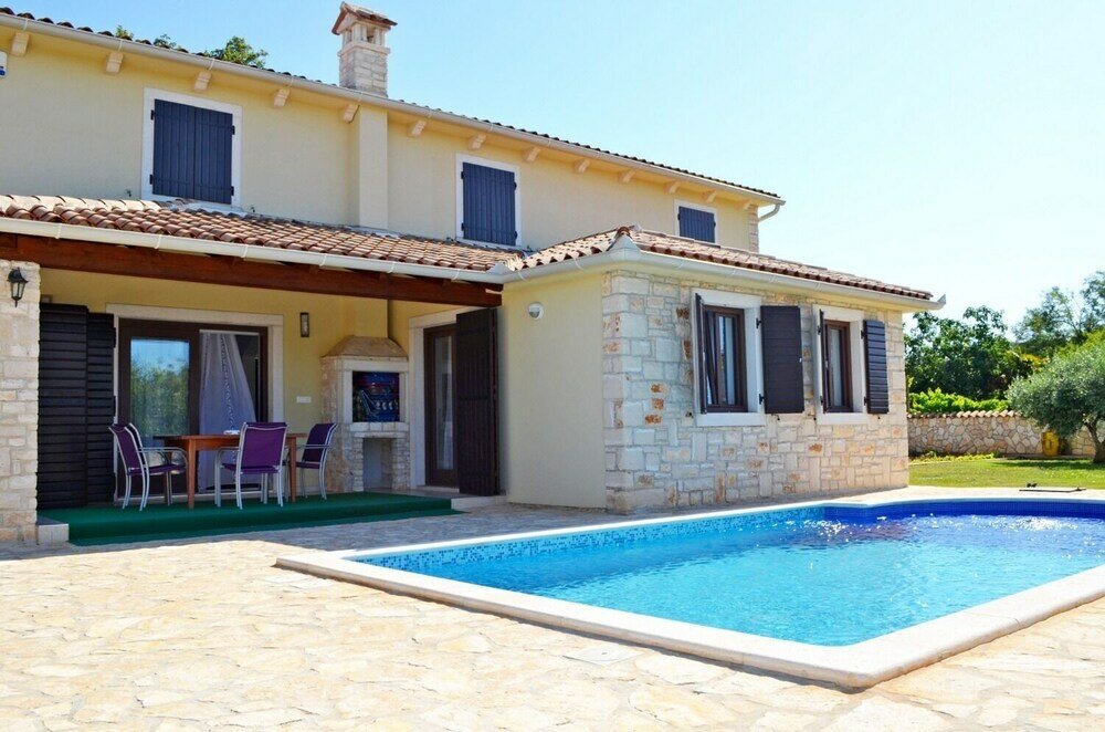 Фото Mary - With Pool - H