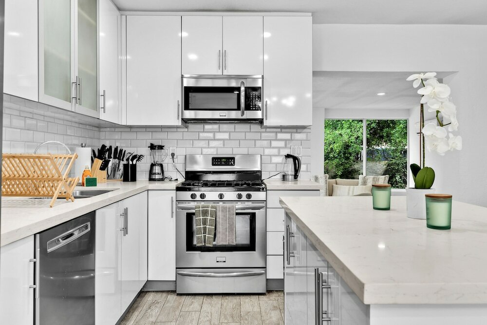 Фото Design District Luxe 3bd Home