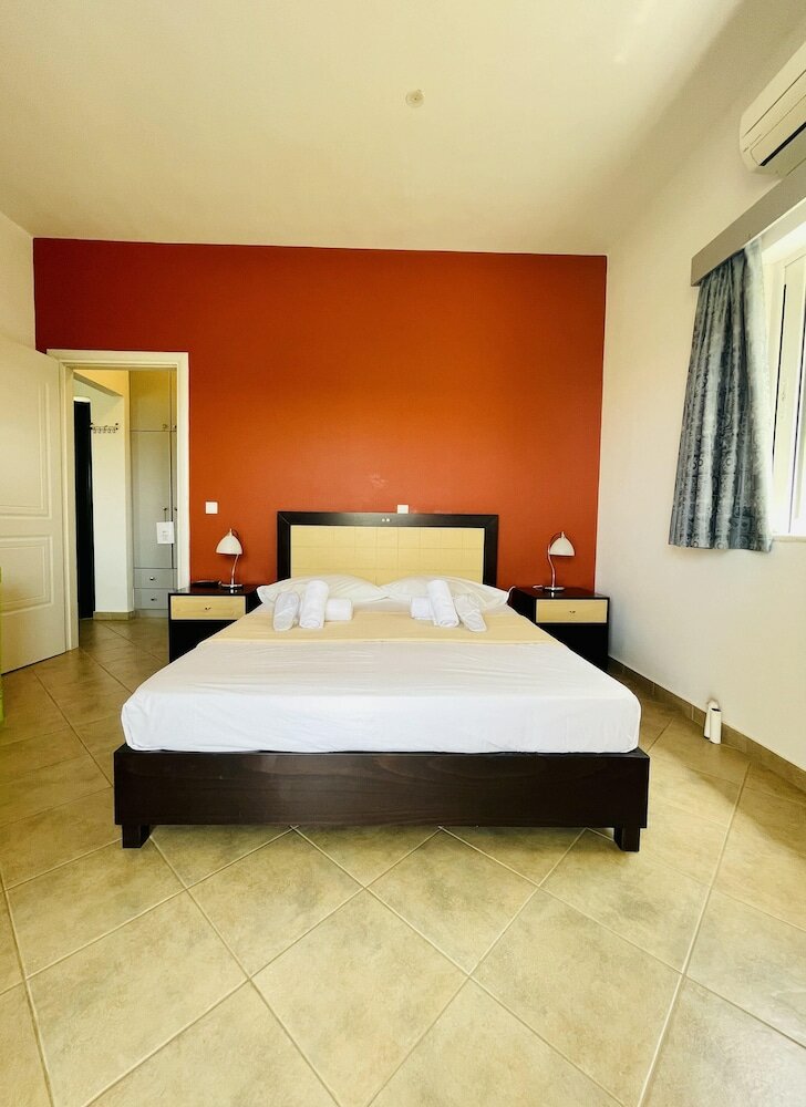 Фото Stomio Villague