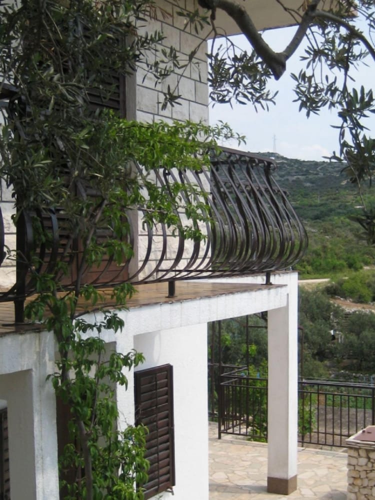 Фото Nina - Free Private Parking - A1