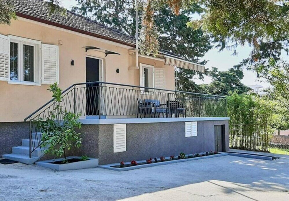 Фото Josip - 100 m From sea - H