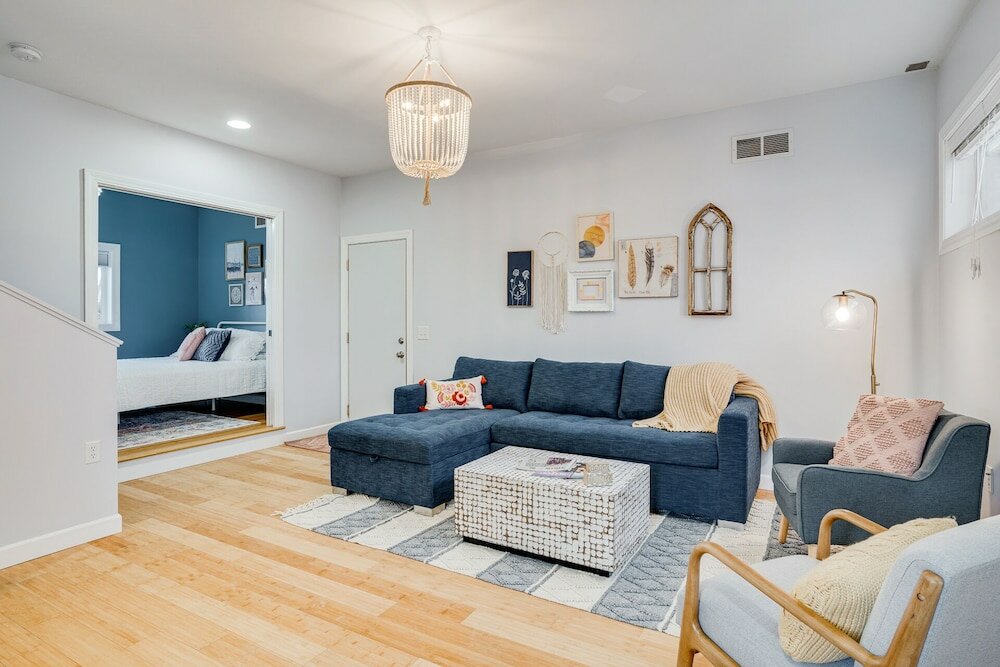 Фото The Guest House - Carriage House