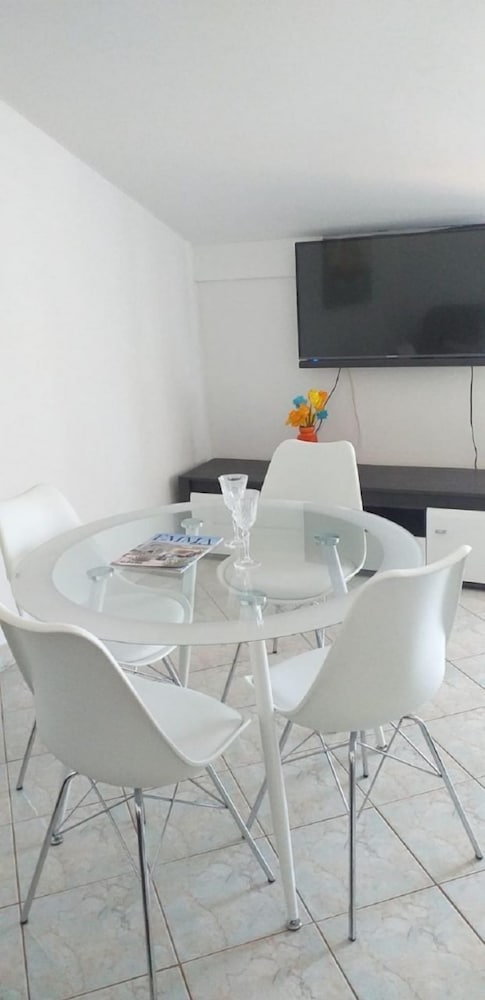 Фото Vojni - With Pool - A1 Dvosobni