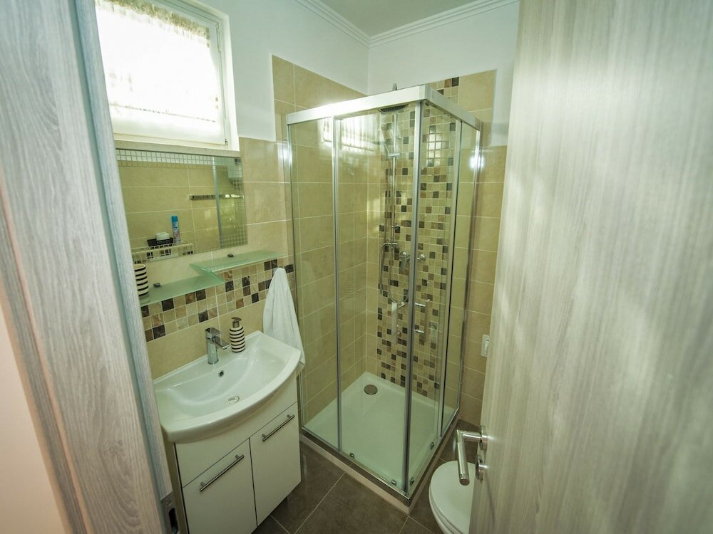 Фото Mar - With View - Sa3-red