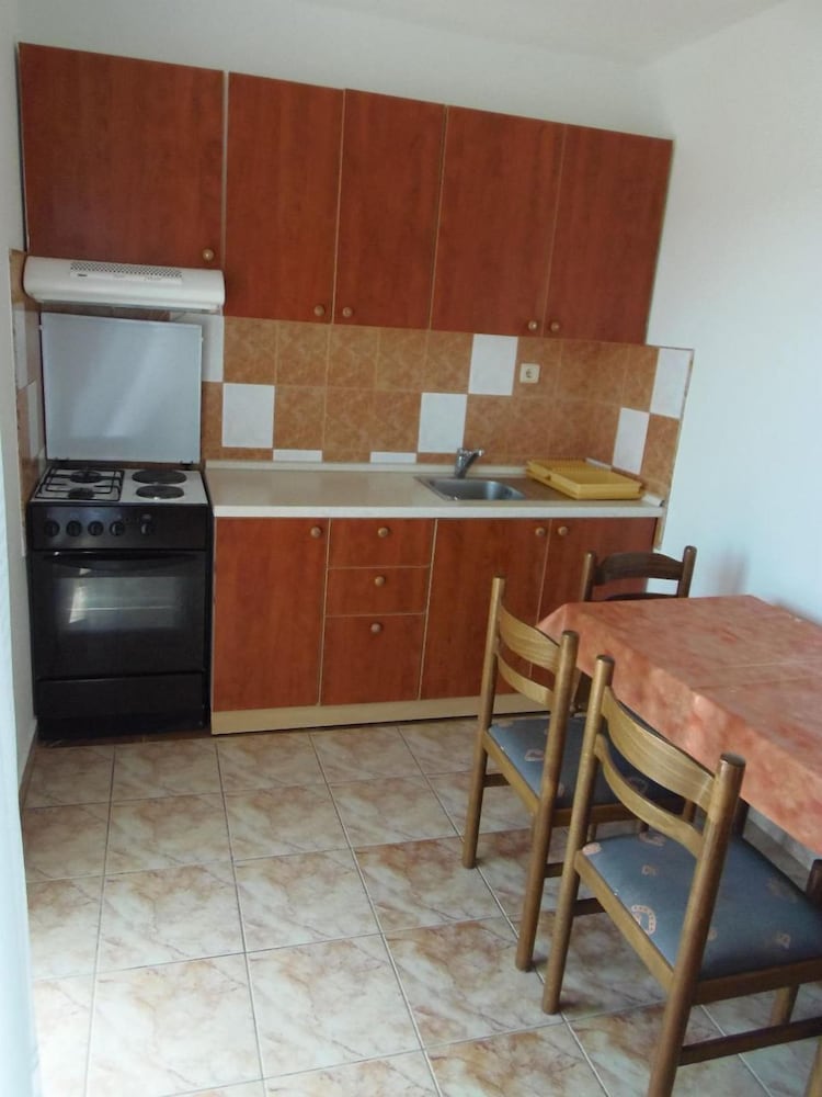 Фото Zoki - Free Parking - A1 Mali