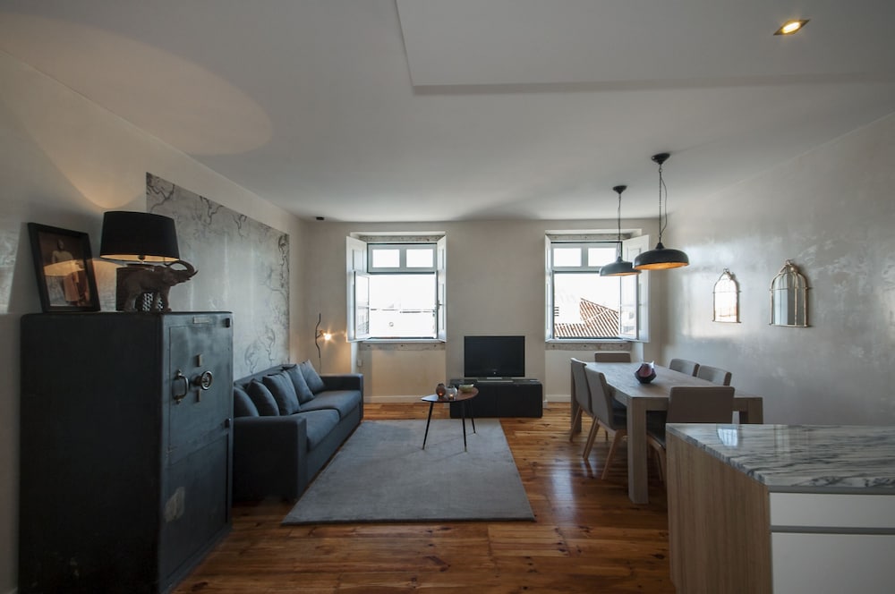 Фото Olivier Premium Apartments - Downtown