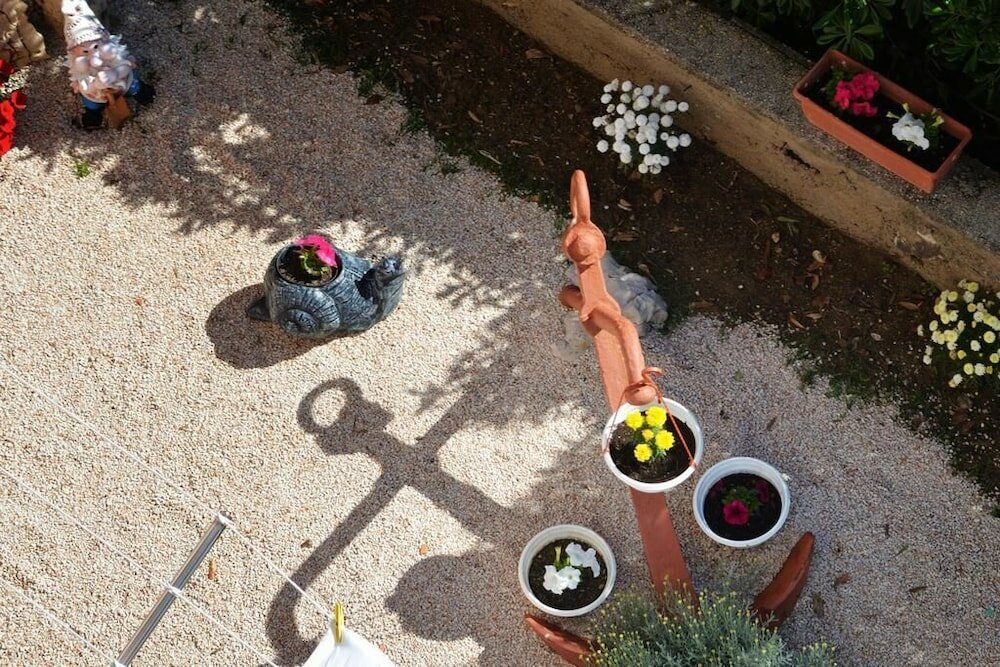 Фото Floral Apartments Pende