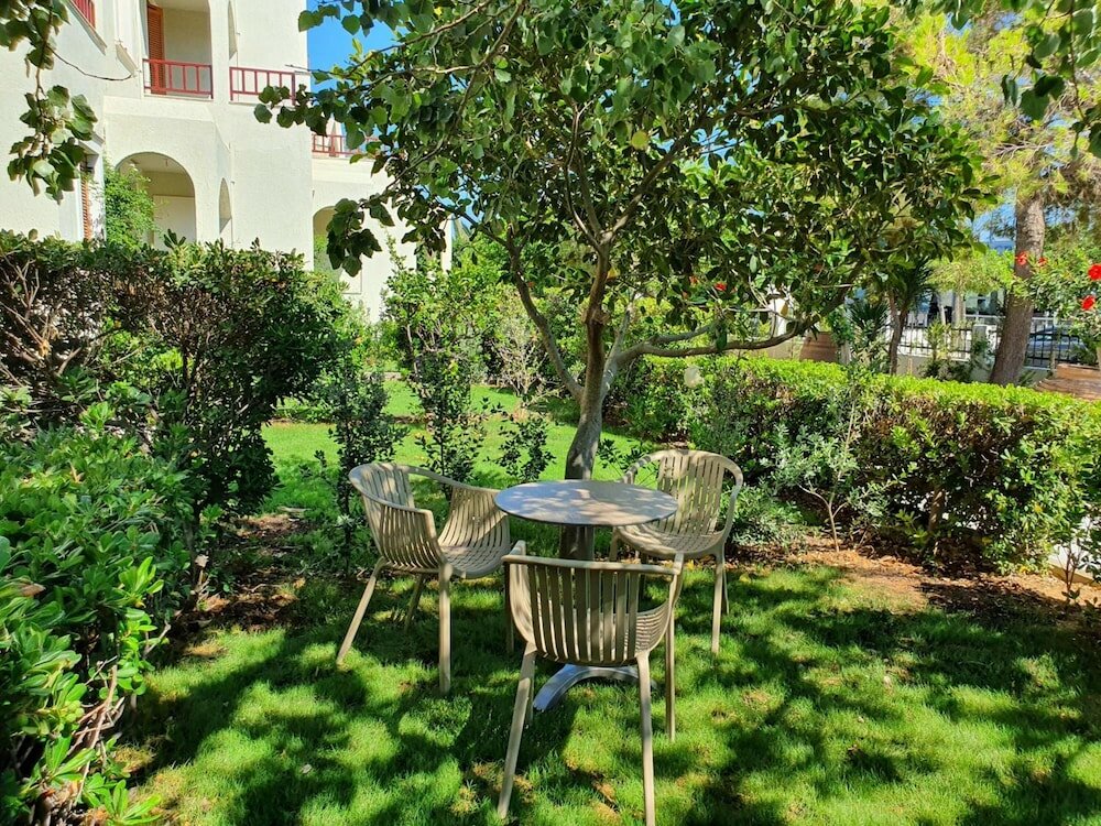 Фото Malena Hotel & Suites - Adults Only by Omilos Hotels