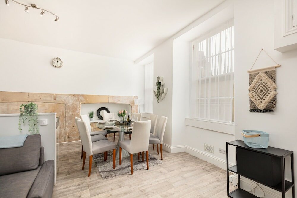 Фото Portland Place in Bath