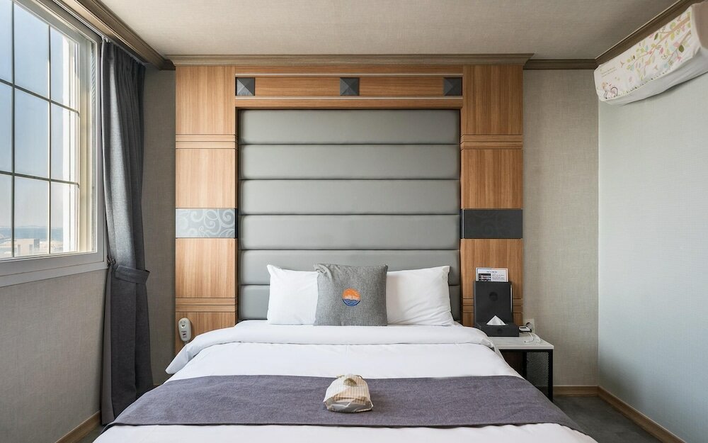 Фото Sokcho Ritz Hotel