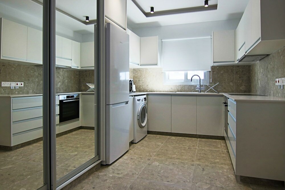 Фото Phaedrus Living: Seaside Luxury Flat Lighthouse 69