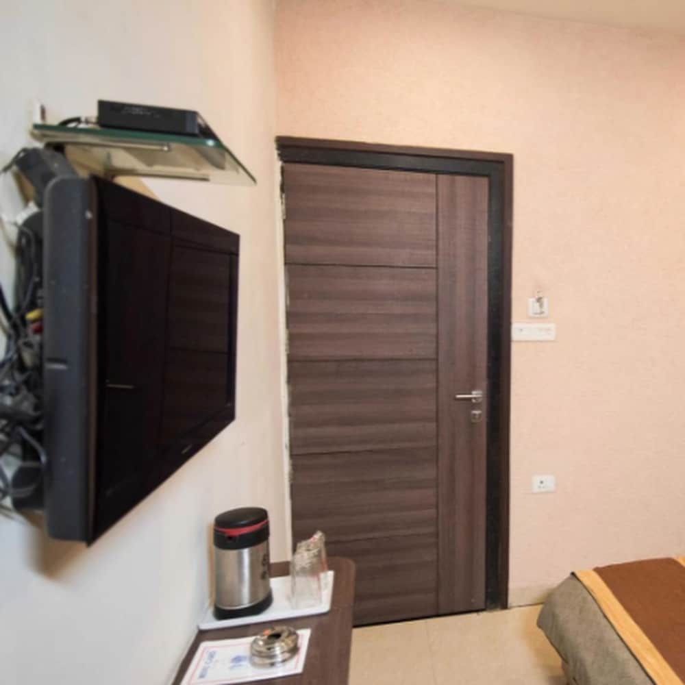 Фото Hotel Brij Palace