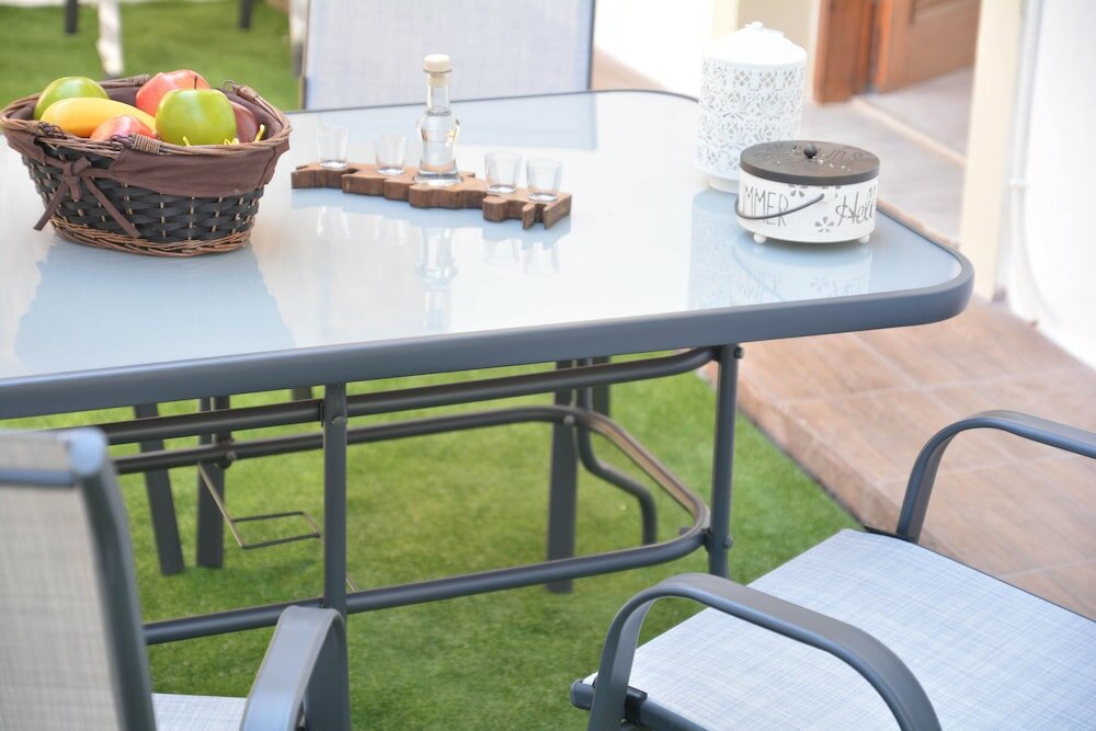 Фото Oasis Apartment