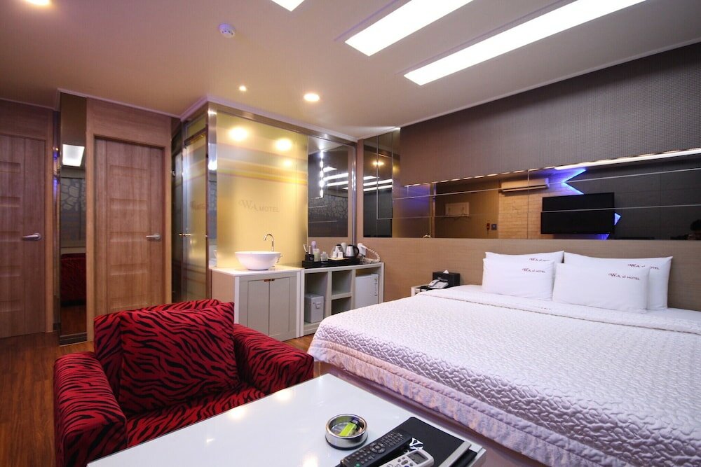 Фото Changwon Masan Hapseongdong Wa