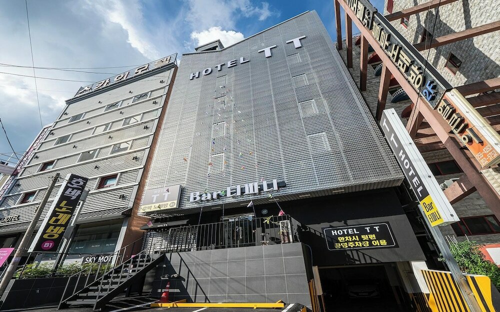 Фото Changwon Palyongdong Theme Motel