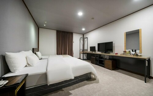 Гостиница Namyangju Hotel 9 в Намъянджу