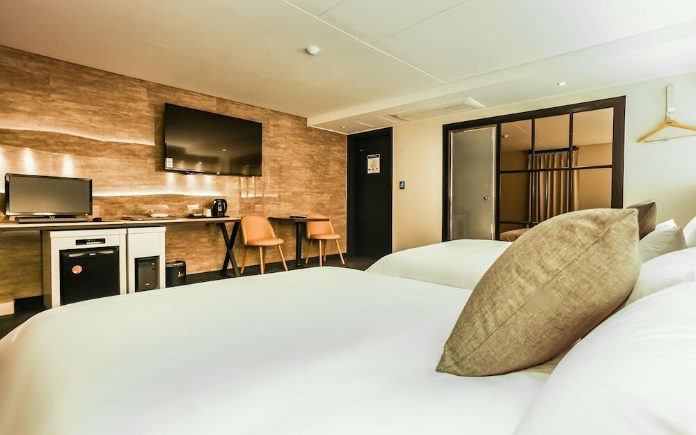 Фото Suwon Johnny B