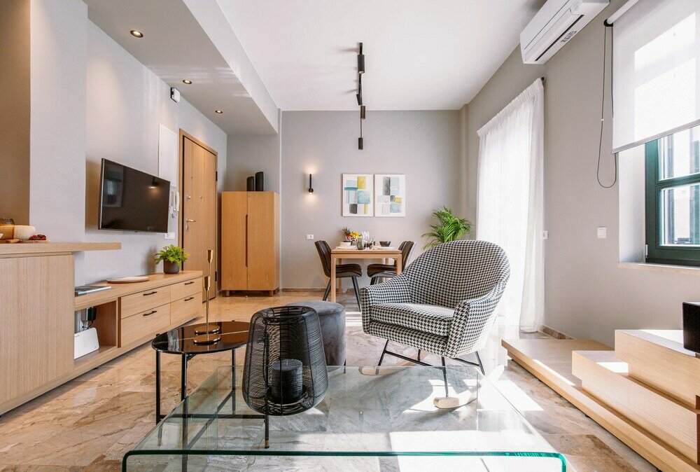 Фото House 8 - Heart of Old Town w Parking