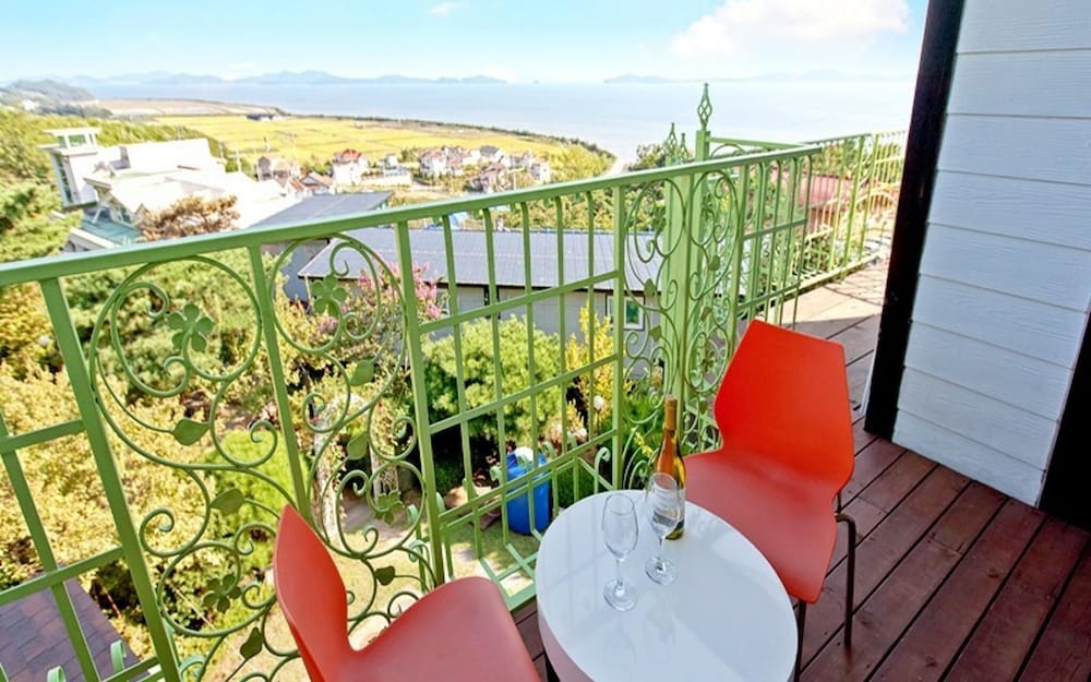 Фото Ganghwado Baobab Pension