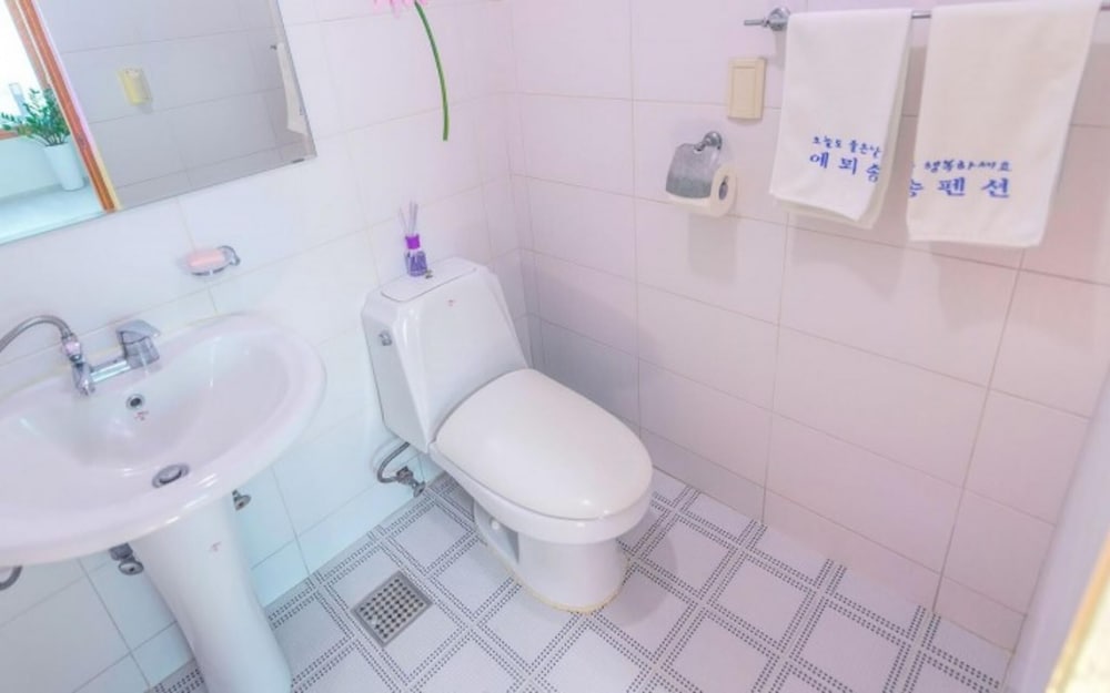 Фото Yangyang Yemoesong Donghobada Pension