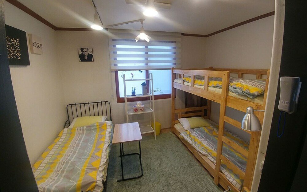 Фото Daejeon Dalbit Stay Guest House