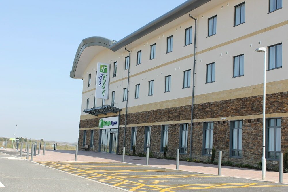Фото Holiday Inn Express Bodmin - Victoria Junction, an Ihg Hotel