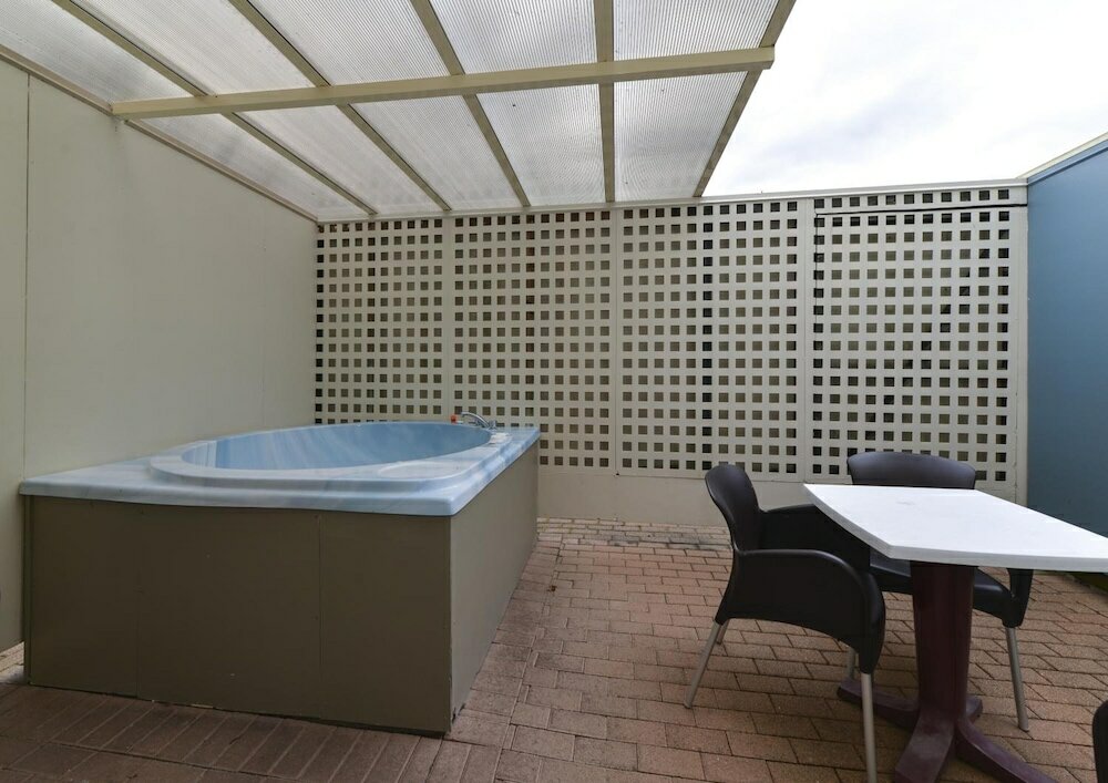 Фото Geneva Motor Lodge