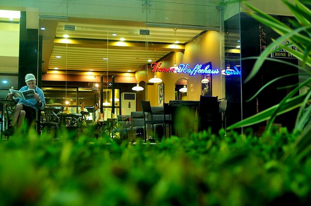 Фото The Orchard Cebu Hotel & Suites