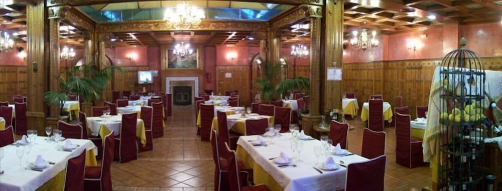 Фото Hotel Plaza Manjon